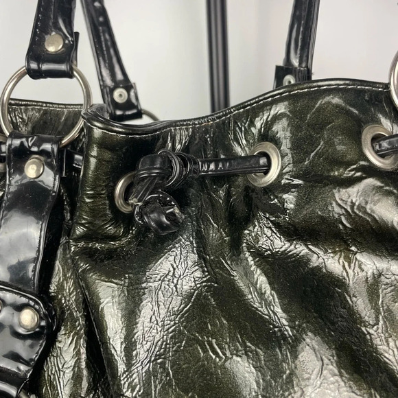 Kuerissimo Green Black Patent Leather‎ Shoulder Bag - Picture 5 of 13